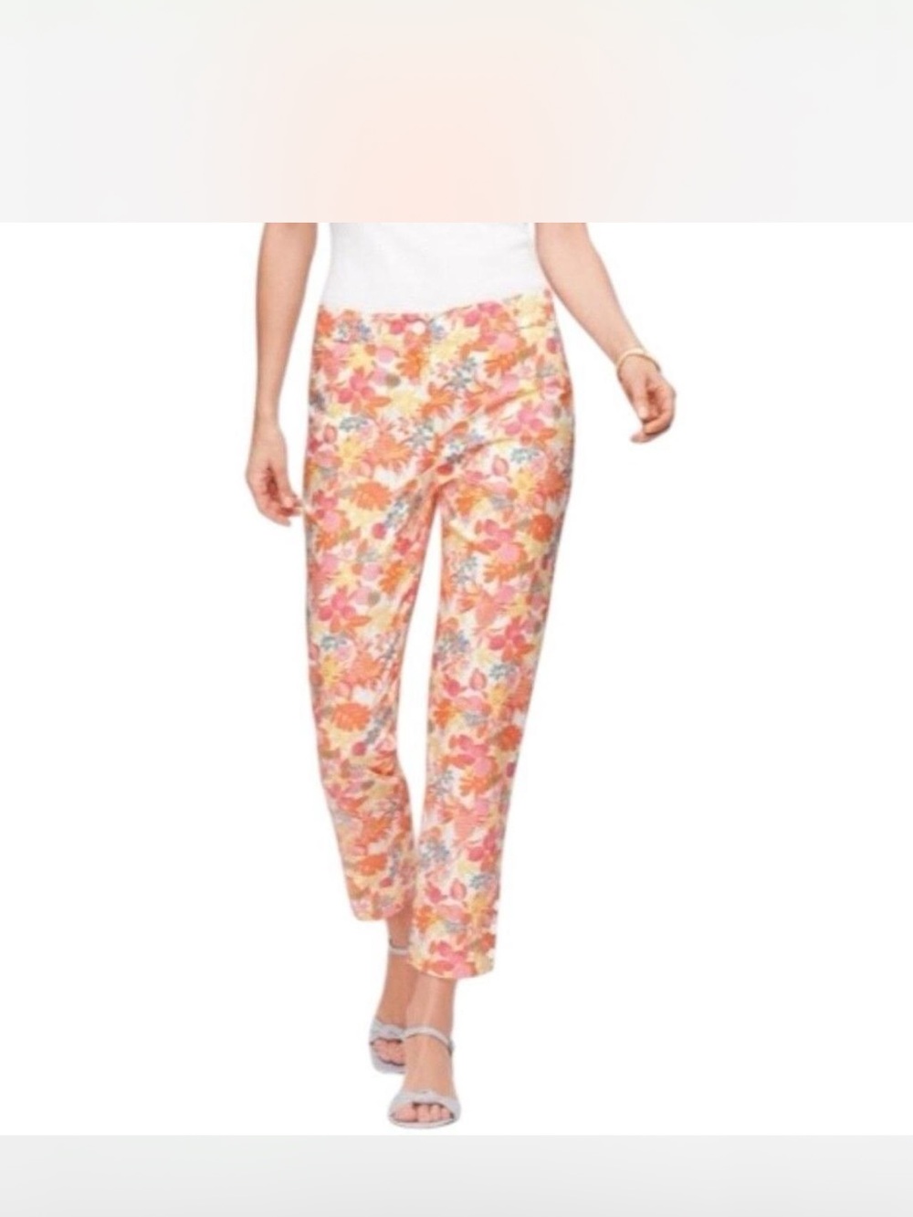 Talbots perfect crop fruit and flowers Pull-On Pants🚨